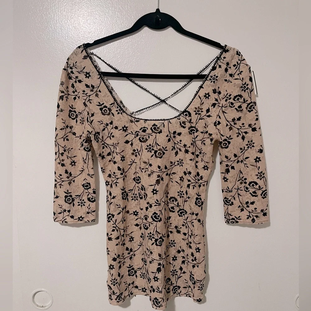 Intimately free people top